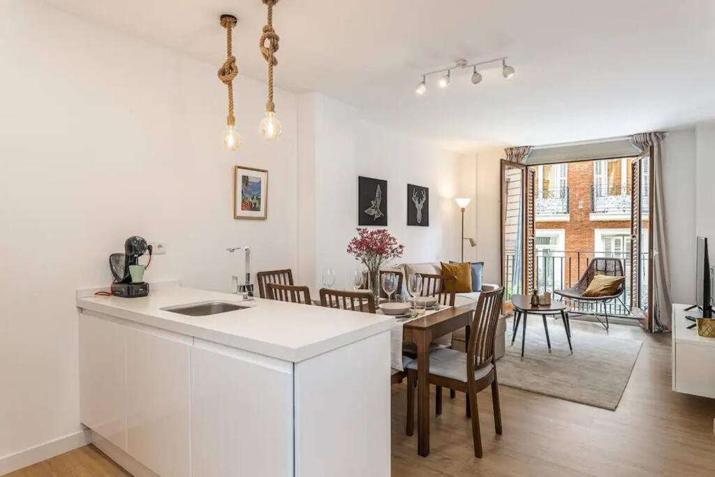 Nice Apartment Near Gran Via Val27 Madrid Extérieur photo